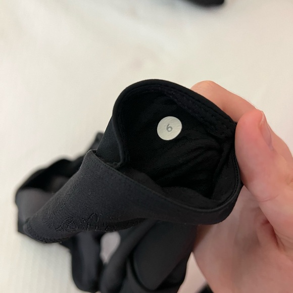 Lululemon Biker Style Shorts with Pockets - Picture 6 of 6